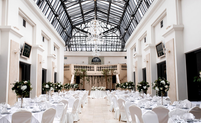 EVENT-CENTER